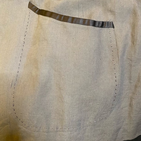 A tailored jacket  owned by Carmelo Anthony design by Waraire Boswell - Picture 8 of 9